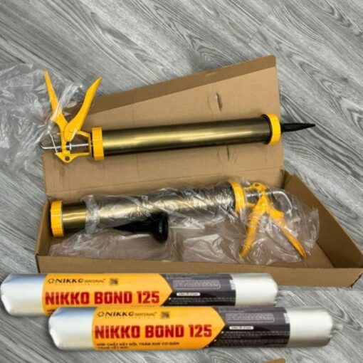 Keo xúc xích trám vết nứt tường Nikko Bond 125